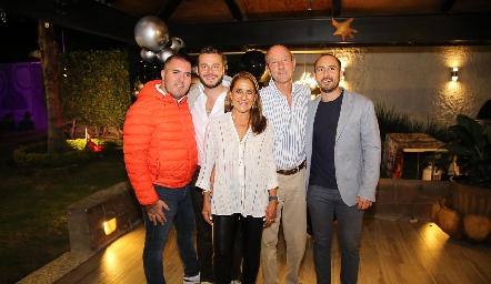  Diego Minondo, Alberto Castillo, Iñaki Minondo, Susana Amezcua y Francisco Minondo, Susana Amezcua, Francisco Minondo y Francisco Minondo.