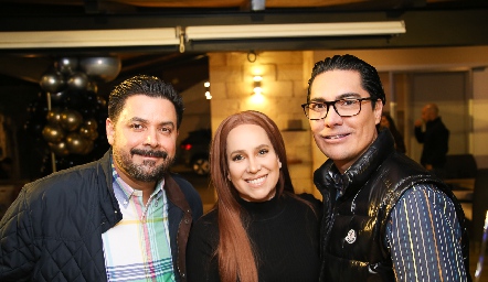  Juan de Dios Zumarán, Pili Siller y Alberto Castillo.