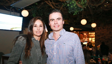  Ale Díaz Infante y Tato Flores.