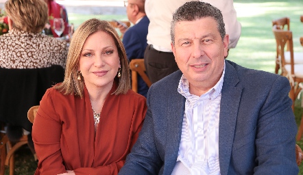 Alejandra Herrera y Jorge Garza.