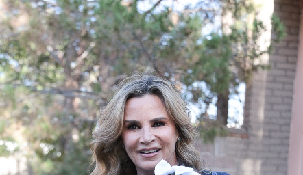  Bertha Barragán con su nieta Carola.