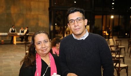  Rosa María González y Francisco Martín Carrillo.