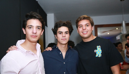  Emilio Castro, Francisco Leos y Moisés Payan.