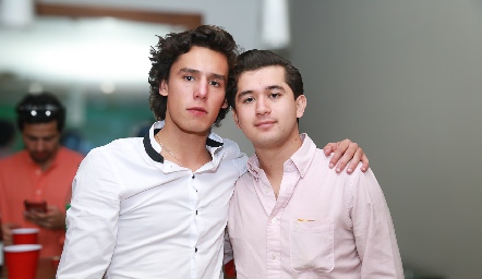  Juan Pablo Ruiz y José Roberto Guevara.