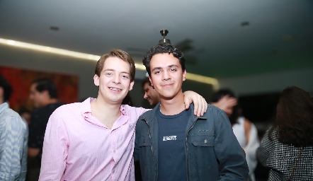  Diego Bedolla y Santiago Pérez.