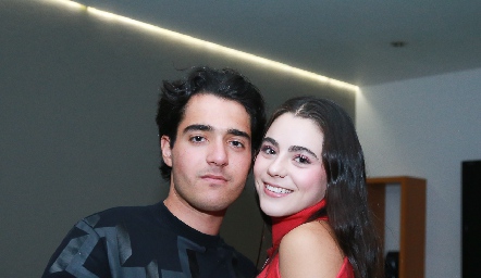  Gerardo Del Valle y Sigrid Zendejas.