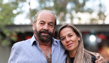  Oscar Torres Corzo y Marcela Torres.