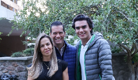  Marcela Torres, Sergio Zapata y Jaime Ruiz .