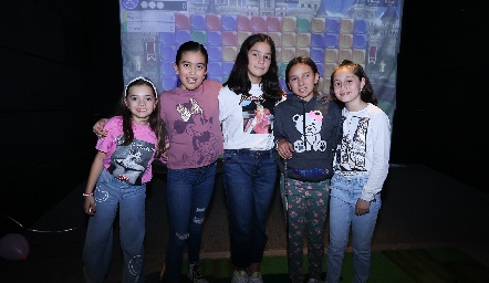  Daniela, María Julia, María, Valentina e Isabella.