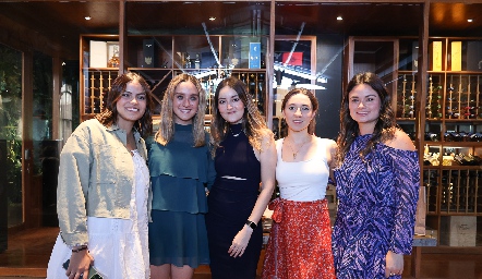  Mariana Limón, María Uria, Valeria González, Adriana Martins y Mili Mercado.