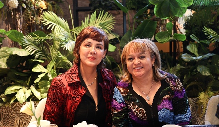  Alma Grimaldo y Bety Vázquez.