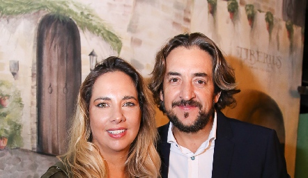  Synthia González y Gianfranco Ciuffardi.
