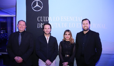  Luis Padilla, Tito Herrera, Tania Torres y Salvador González.
