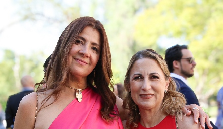  Alejandra Pastrana y Susana González.