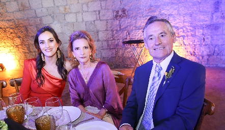  Magda Foyo, Magda Olivia Argüelles y José Ramón Foyo.