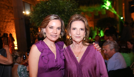  Laura Monsech y Magda Olivia Argüelles.