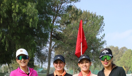  Yusa Coulón, Megan Suárez, Tere Cadena y Daniela Delgado.