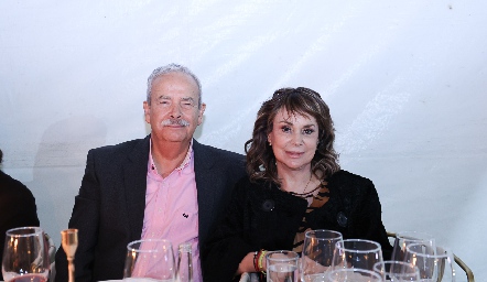  Juan José Toranzo y Lourdes López.