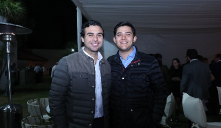  Eduardo Rodríguez y Mathew.