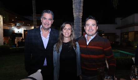  Sebastián Rosillo, Magui y Rafael Aguilar.