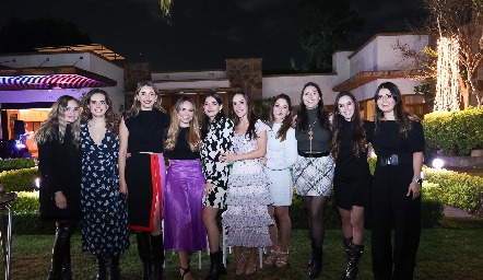  Paulina Tello, Alejandra Salinas, Martha Adriana, Jossi Valle, Daniela Díaz, Ximena Castillo, Fer Cosío, Marijó Mata, Jacqui de la Garza y Raquel Garza.