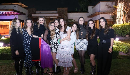  Paulina Tello, Alejandra Salinas, Marta Adriana, Jossi Valle, Daniela Díaz, Ximena Castillo, Fer Cosío, Marijó Mata, Jacqui de la Garza y Raquel Garza.
