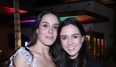  Ximena Castillo y Jacqui de la Garza.