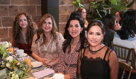  Gabriela Serment, Pilar Díaz de León, Claudia Pozos y Laura Acosta.