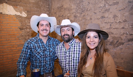  José Miguel Muñoz, Rafael Ruiz y Heidi Melo.