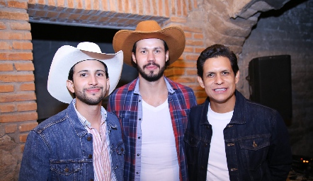  Roberto Puente, Alejandro Navarro y Diego Zavala.
