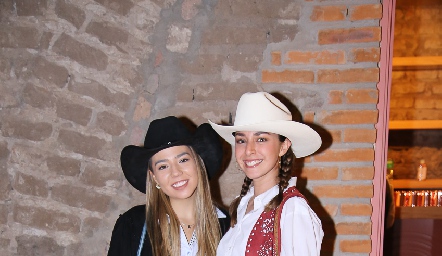  Ale Michel y Mariane Garcín.