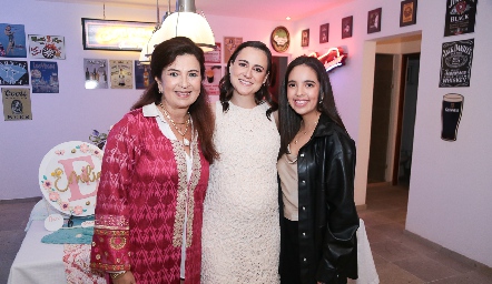  Rosy Vázquez, Susana Schekaiban y Jimena Hernández