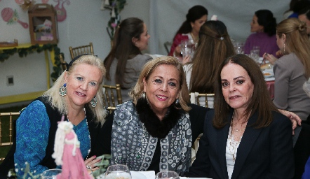  Carmen Muniesca, Blanca Almaguer y Maricel Ochoa