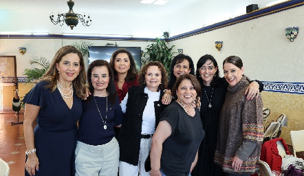  Ana Irma Ramos, Lety Pérez, Martha Carrillo, Gaby González, Graciela González,  Marusa Maza y Beatriz Carpizo.