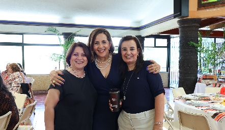  Cony Palau, Ana Irma Ramos y Lety Pérez .