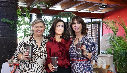  Aurora García, Martha Carrillo e Imelda Elizalde .