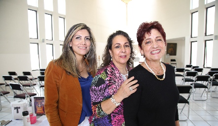  Verónica Martínez, Lila González y Adela Martínez.