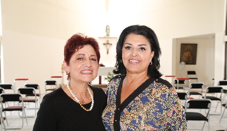  Adela Martínez y Diana de Romo.