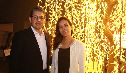  Daniel Escobedo y Dalia Álvarez