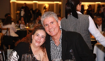  Rita Pérez y Héctor Rangel.