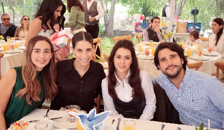  Sofía Prieto, Valeria Zúñiga, Ana Victoria Álvarez y Rodrigo Mercado.