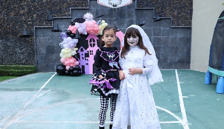  Natalia y Regina.
