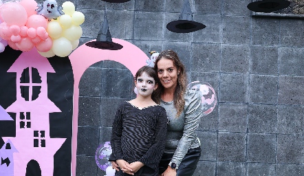  Rocío Acevedo y Ana Pau Romo.