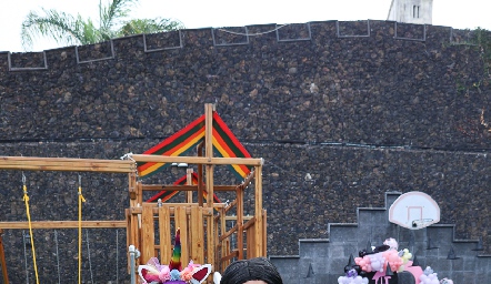  Regina Alonso y Regina Gómez.