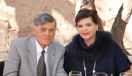  Javier Allende y Pilar Labastida.