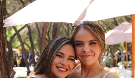  Valeria Rodríguez y Daniela Torre.