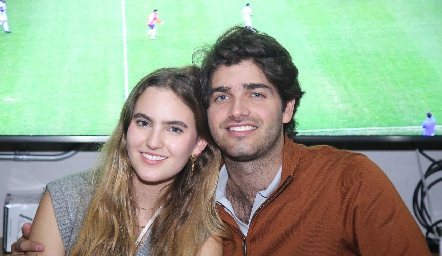  Camila de la Garza y Santiago Gómez.