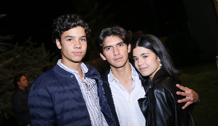  Mauricio Vera, Jesús Conde y Aitana Hernández.