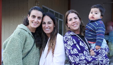 Fernanda Sainz, Gloria Leal, Gaby Carrillo y José Pablo Meade.