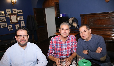  Augusto Rodríguez, Miguel Zacarías y Pedro Pablo Loredo.